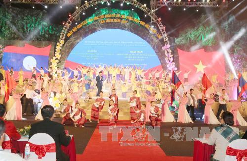 Khai mạc Ngày hội giao lưu văn hóa, thể thao và du lịch vùng biên giới Việt - Lào